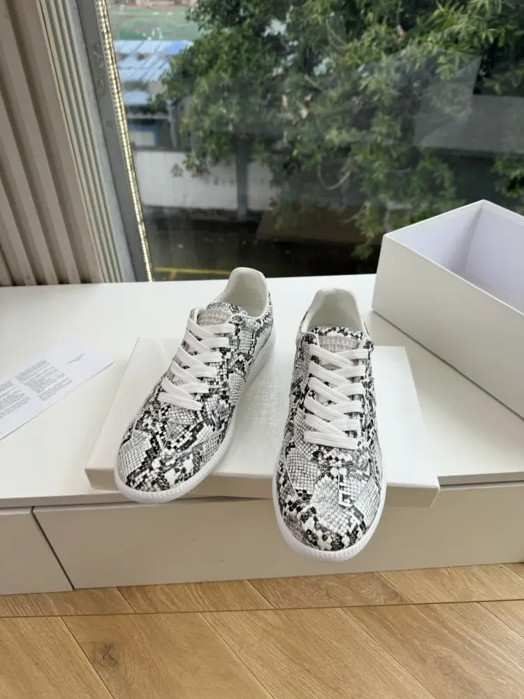 Maison Margiela MM6 Shoes MM6 — Photo 4