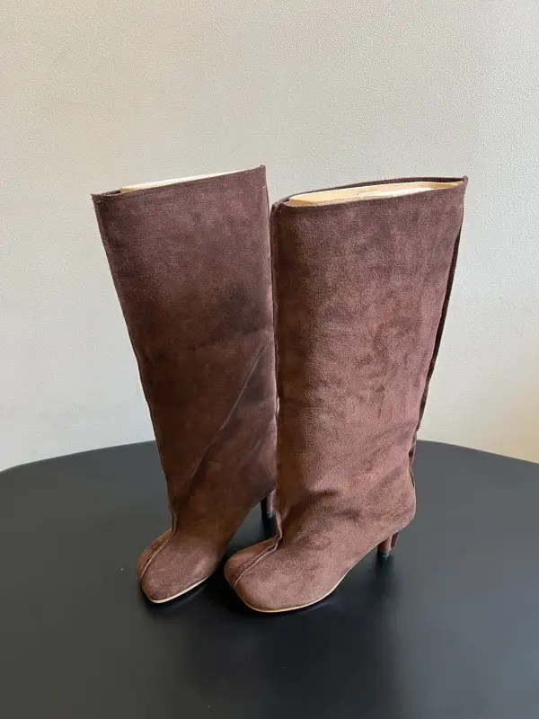 Maison Margiela MM6 — Замшеві чоботи на шпильці