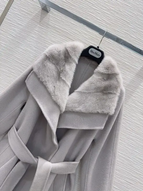 Max Mara Двустороннее кашемировое пальто и воротником из меха норки — Фото 2