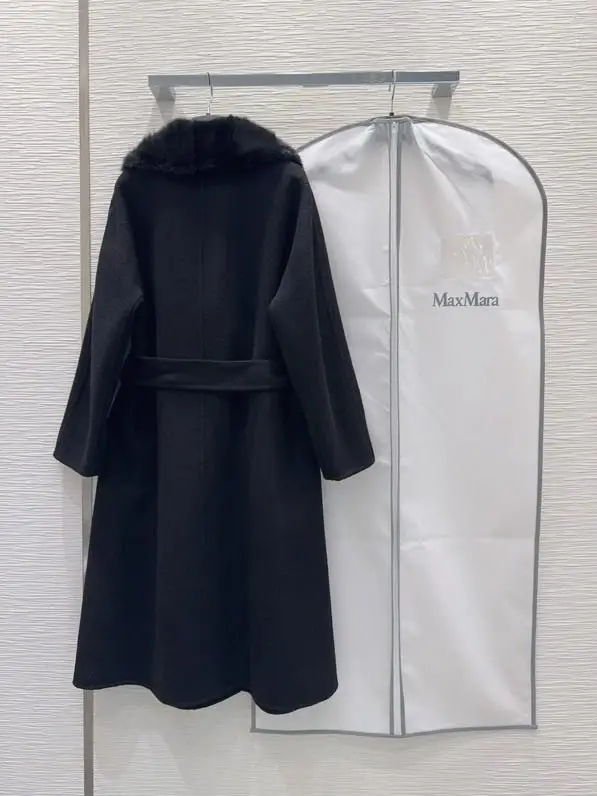 Max Mara Двустороннее кашемировое пальто и воротником из меха норки — Фото 2