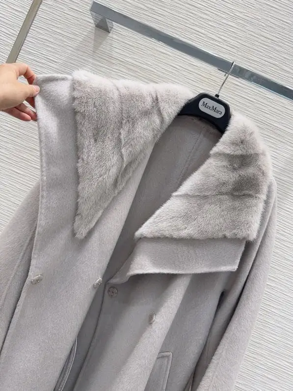 Max Mara Двустороннее кашемировое пальто и воротником из меха норки — Фото 3