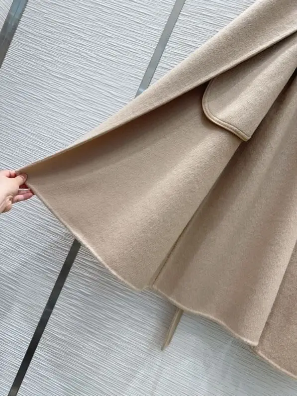 Max Mara Двостороннє кашемірове пальто і коміром з хутра норки — Фото 4