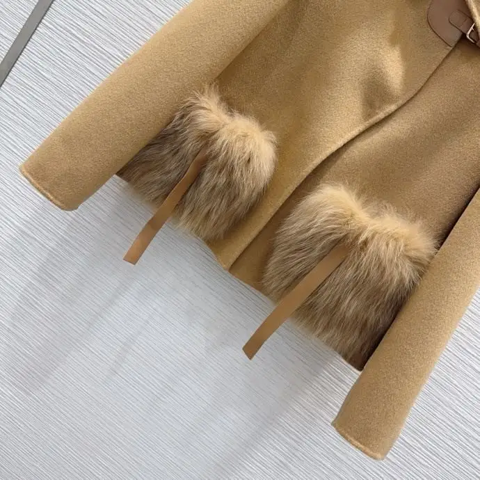 Max Mara Двостороннє кашемірове пальто з хутром лисиці — Фото 5