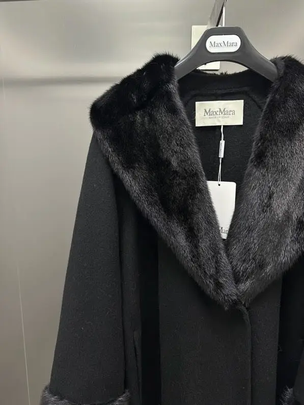 Max Mara Bilateral cashmere coat from норковым fur — Photo 2
