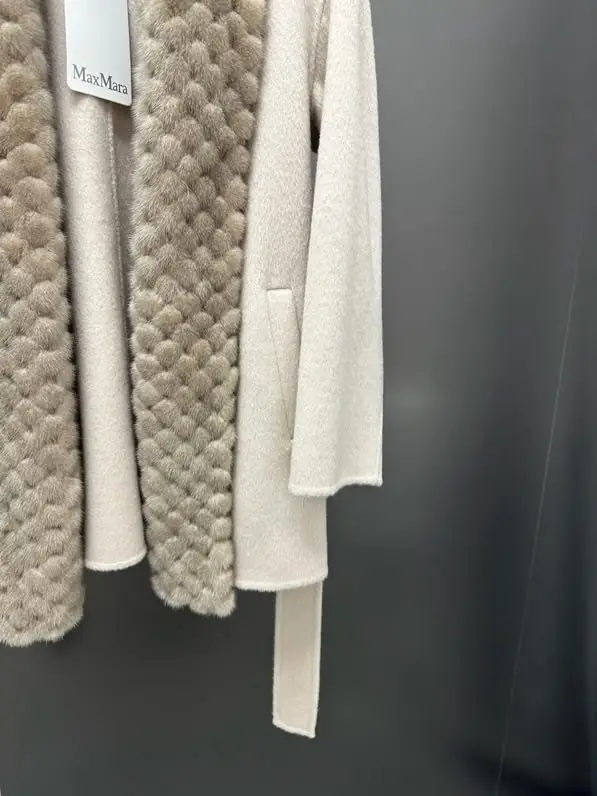 Max Mara Двустороннее кашемировое пальто с норковым мехом — Фото 3