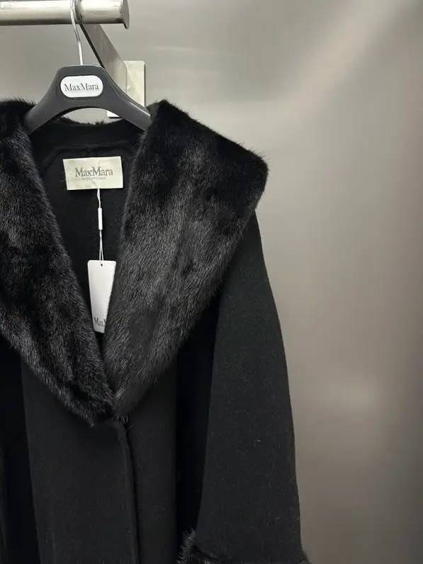 Max Mara Bilateral cashmere coat from норковым fur — Photo 5