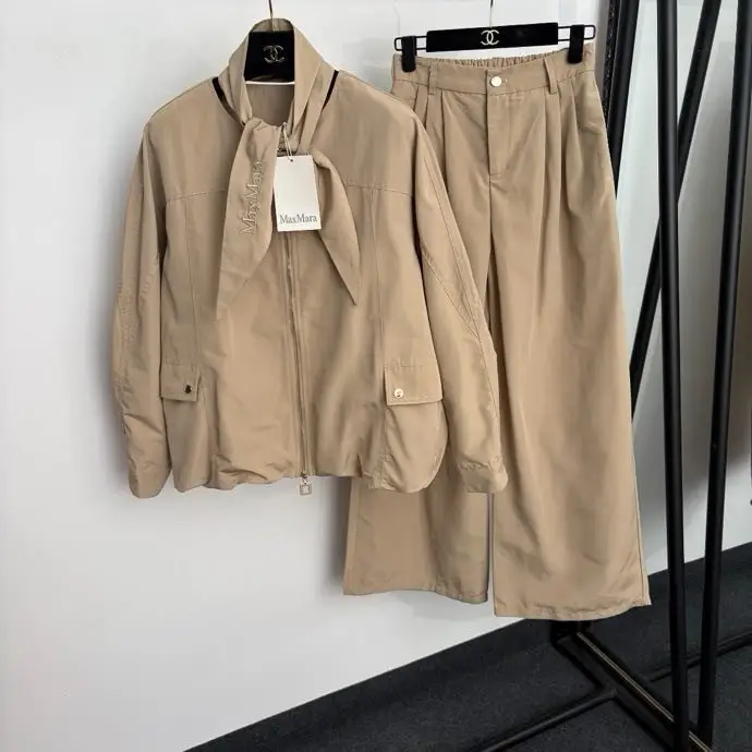 Max Mara — Костюм жіночий