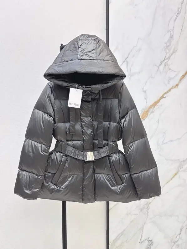 Max Mara — Пуховик женский