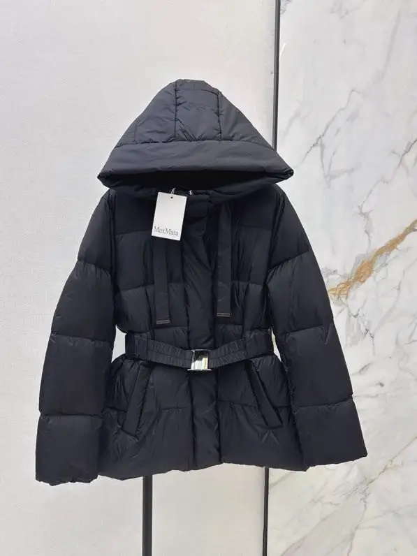 Max Mara — Пуховик женский