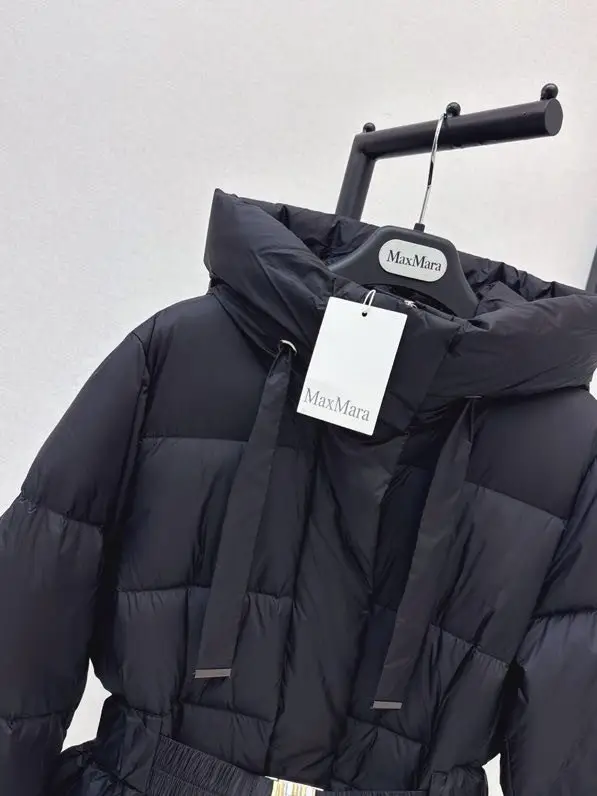 Max Mara Пуховик жіночий — Фото 5