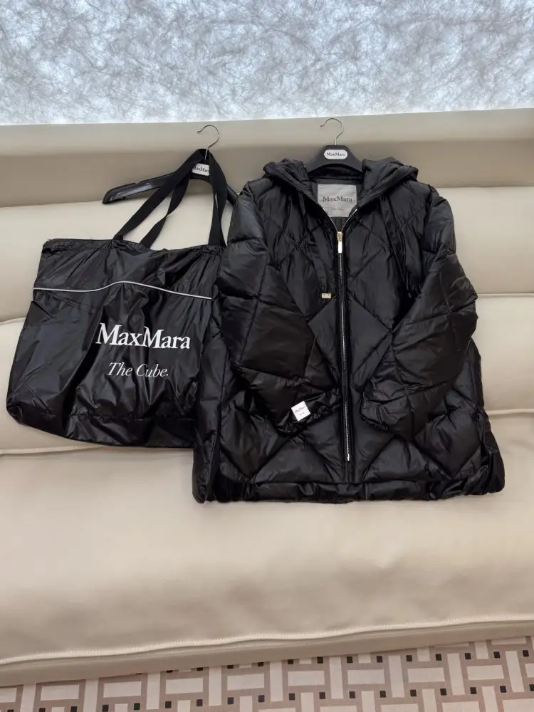 Max Mara Пухова куртка Max Diamond Pattern — Фото 3