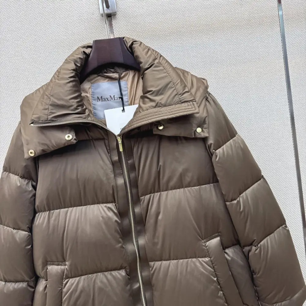 Max Mara Пуховая куртка средней длины с капюшоном — Фото 4
