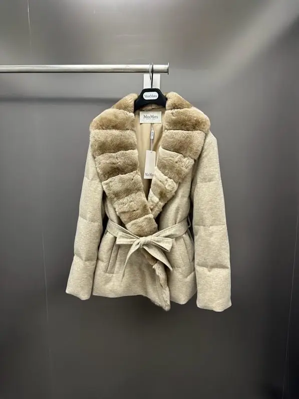Max Mara — Куртка кашемировая на пуху с кроличьем мехом