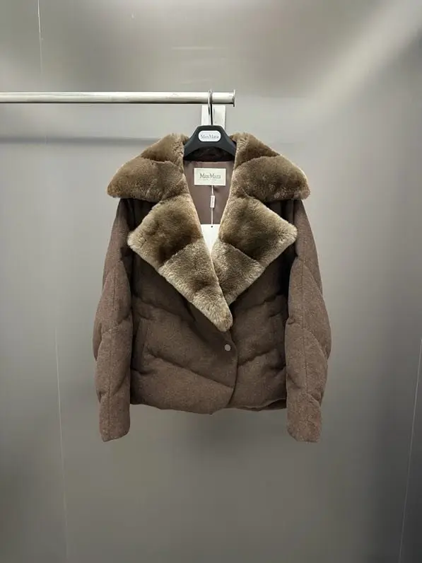 Max Mara — Куртка кашемировая на пуху с кроличьем мехом