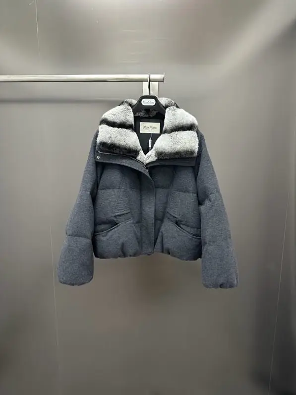 Max Mara — Куртка кашемировая на пуху с кроличьем мехом