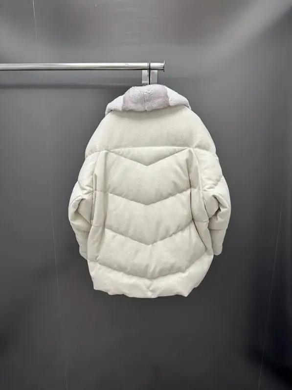 Max Mara Куртка кашемировая на пуху с кроличьем мехом — Фото 4