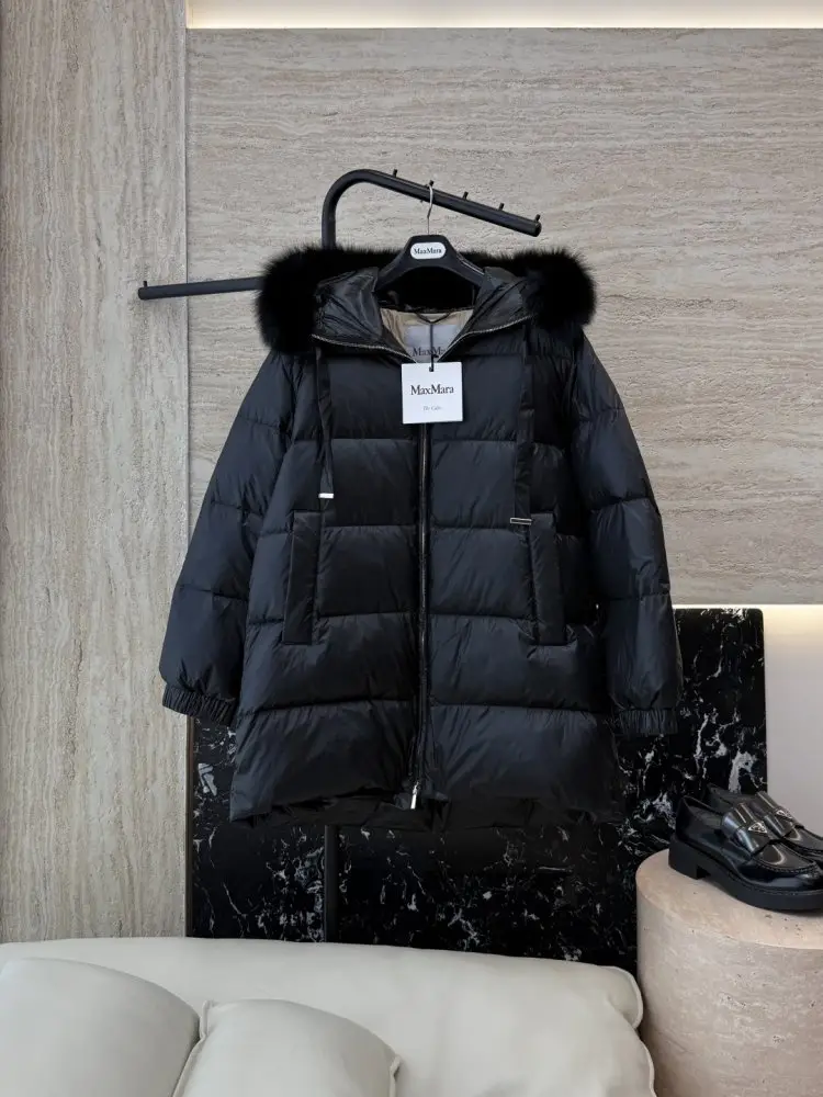 Max Mara — Куртка пуховик с воротником из лисьего меха