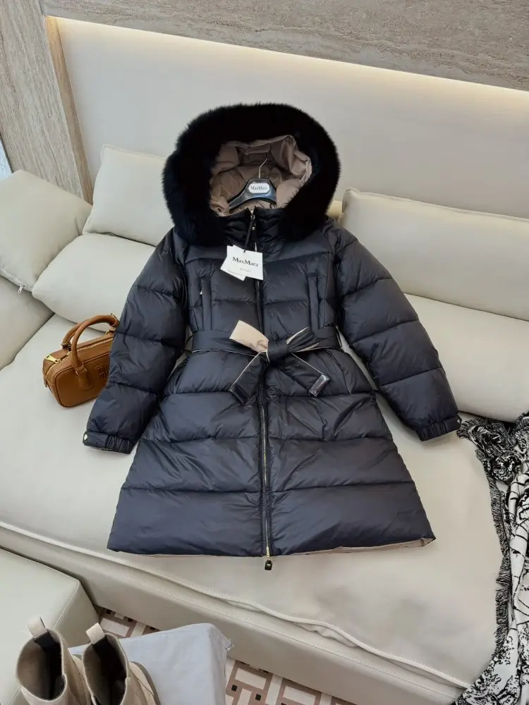 Max Mara — Куртка пуховик з коміром з лисячого хутра