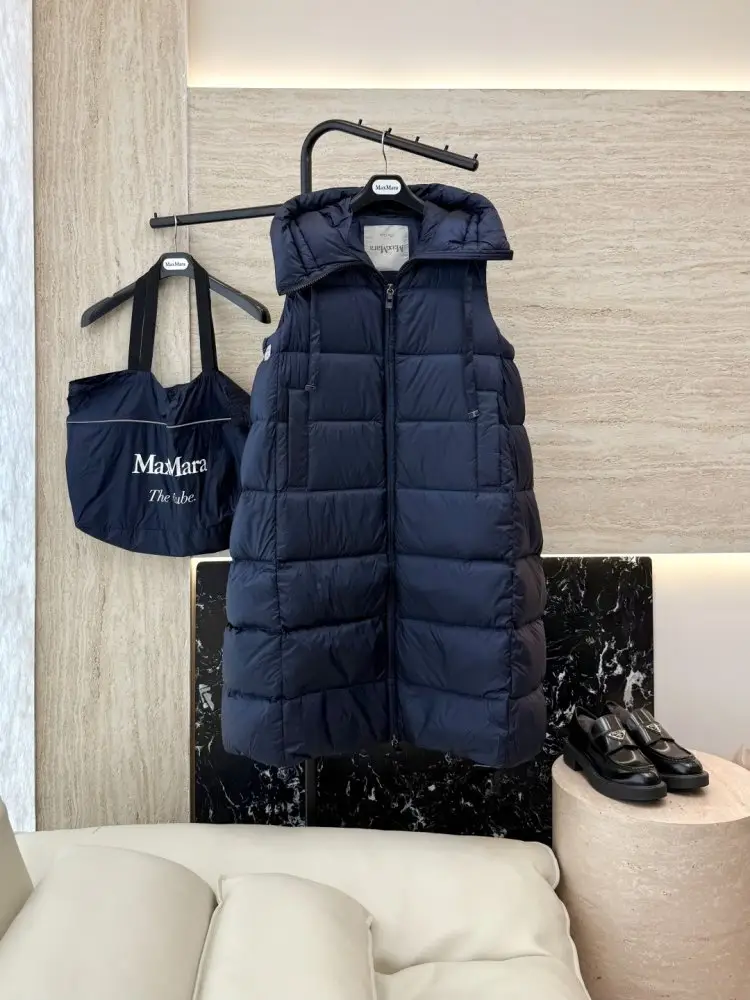 Max Mara — Куртка пуховик без рукавов женская