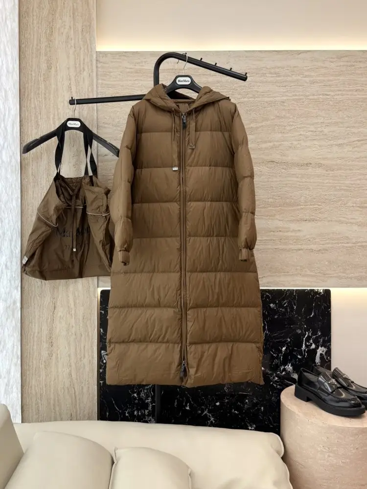 Max Mara Куртка пуховик женская — Фото 1