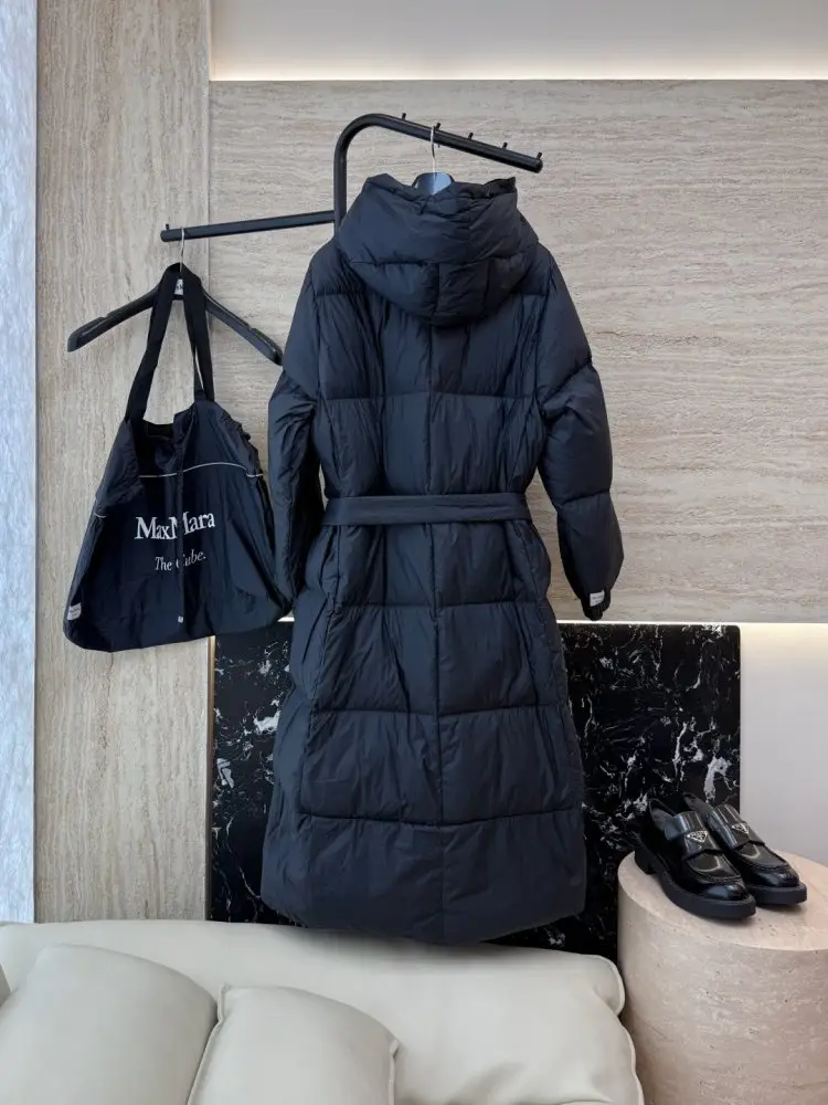 Max Mara Jacket Down jacket women's — Photo 2