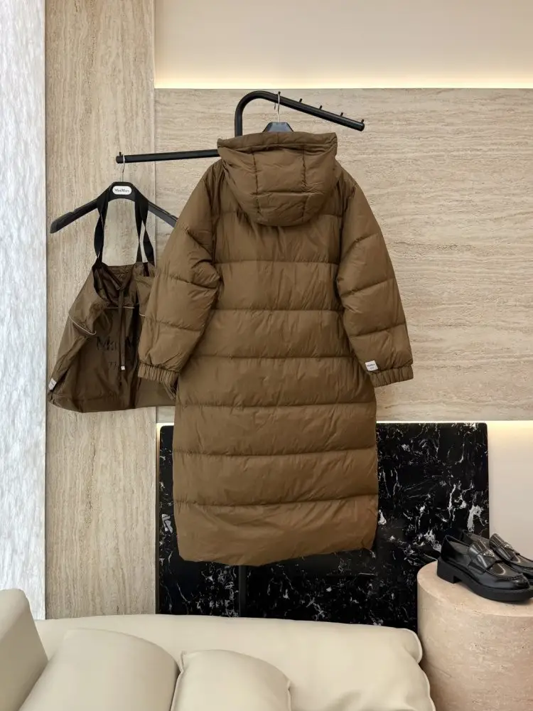 Max Mara Куртка пуховик женская — Фото 2