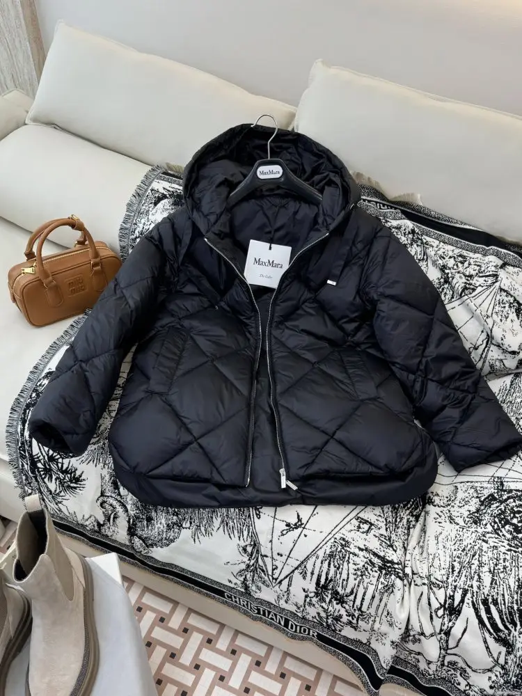 Max Mara Jacket Down jacket women's — Photo 2
