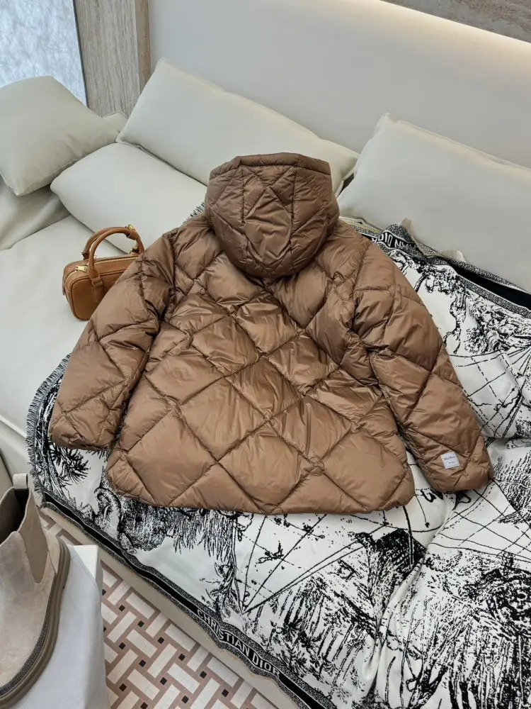 Max Mara Куртка пуховик жіноча — Фото 2
