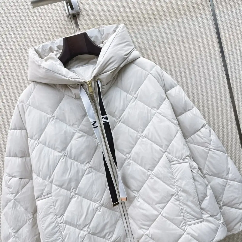 Max Mara Куртка пуховик жіноча — Фото 2