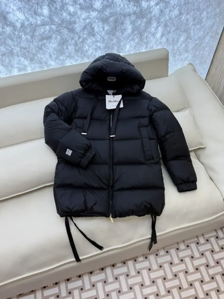 Max Mara Куртка пуховик женская — Фото 3