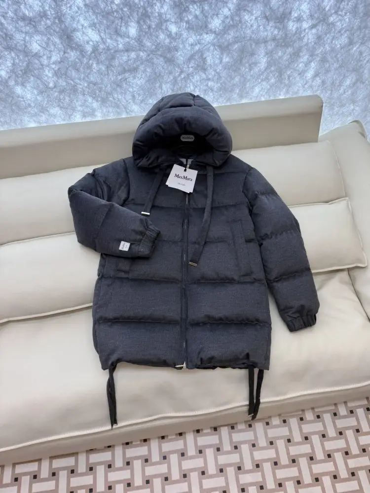 Max Mara Куртка пуховик женская — Фото 3