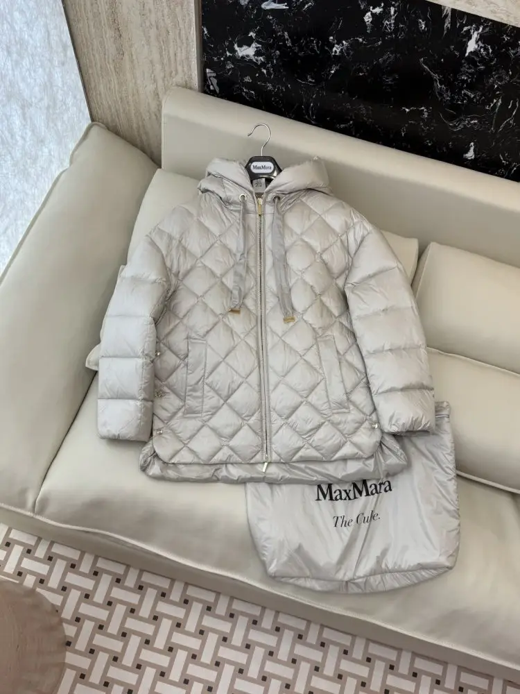 Max Mara Куртка пуховик женская — Фото 3
