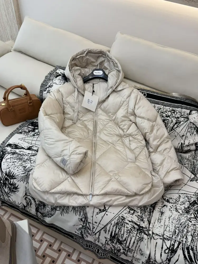 Max Mara Куртка пуховик жіноча — Фото 3