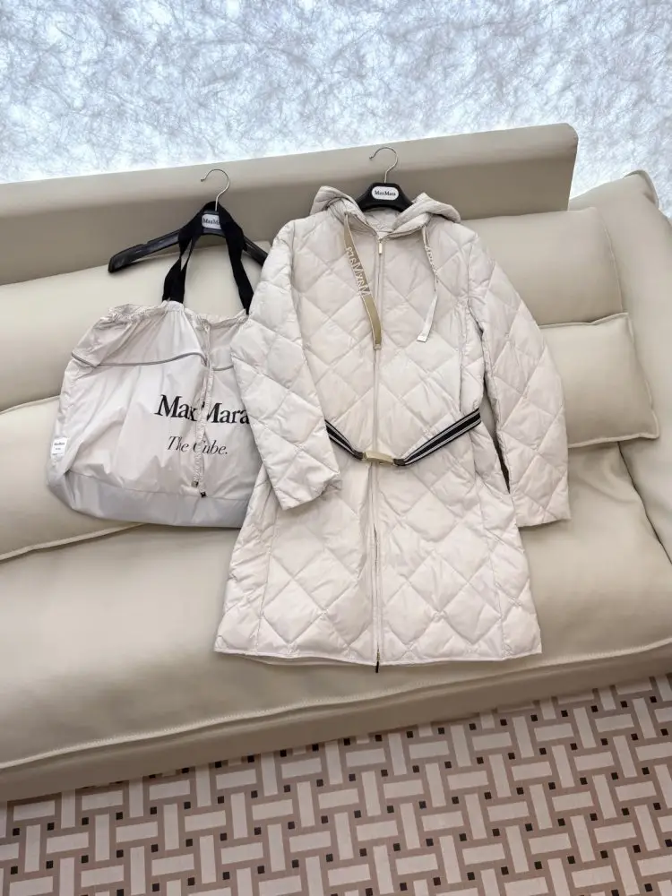 Max Mara Jacket Down jacket women's — Photo 3
