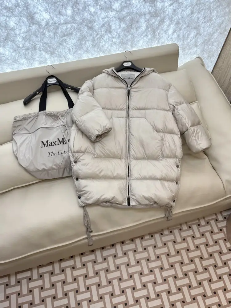 Max Mara Куртка пуховик жіноча — Фото 3