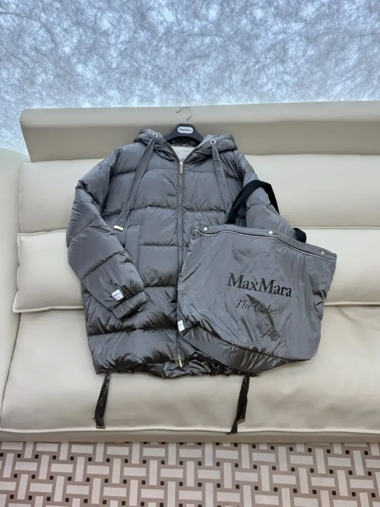 Max Mara Куртка пуховик жіноча — Фото 3