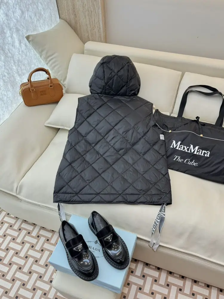 Max Mara Jacket Down jacket women's — Photo 4