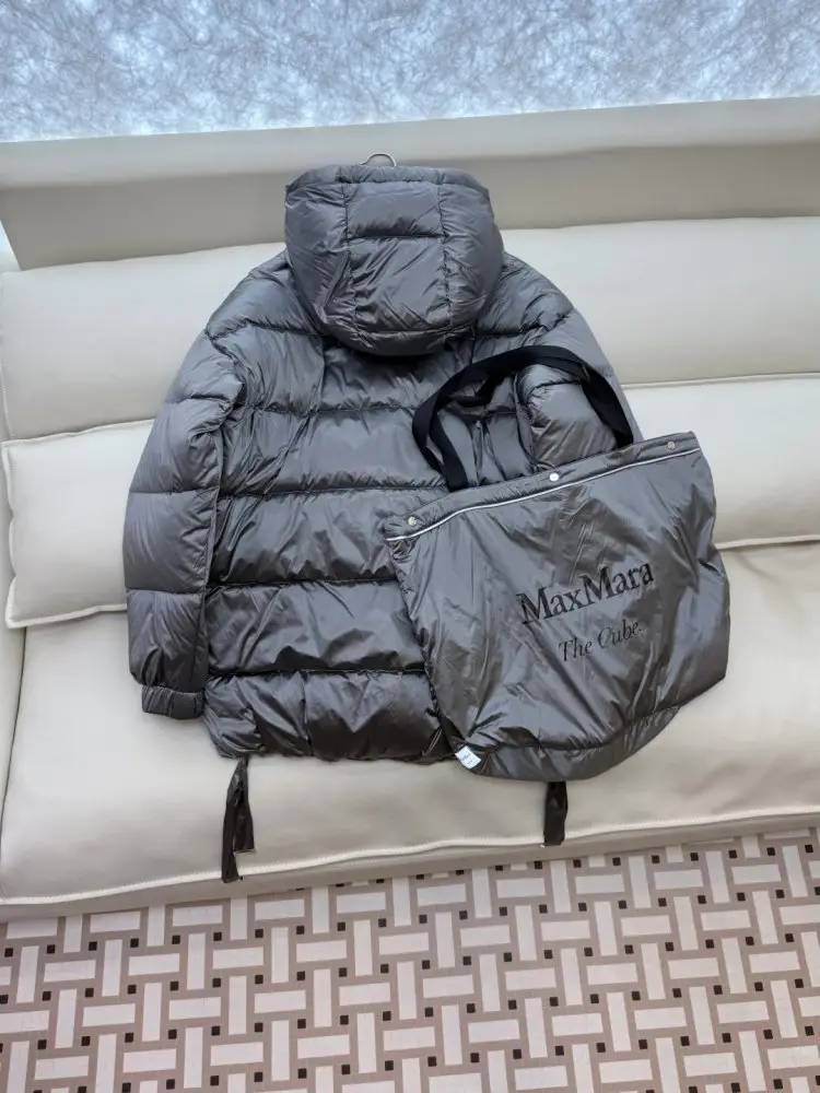 Max Mara Куртка пуховик жіноча — Фото 4