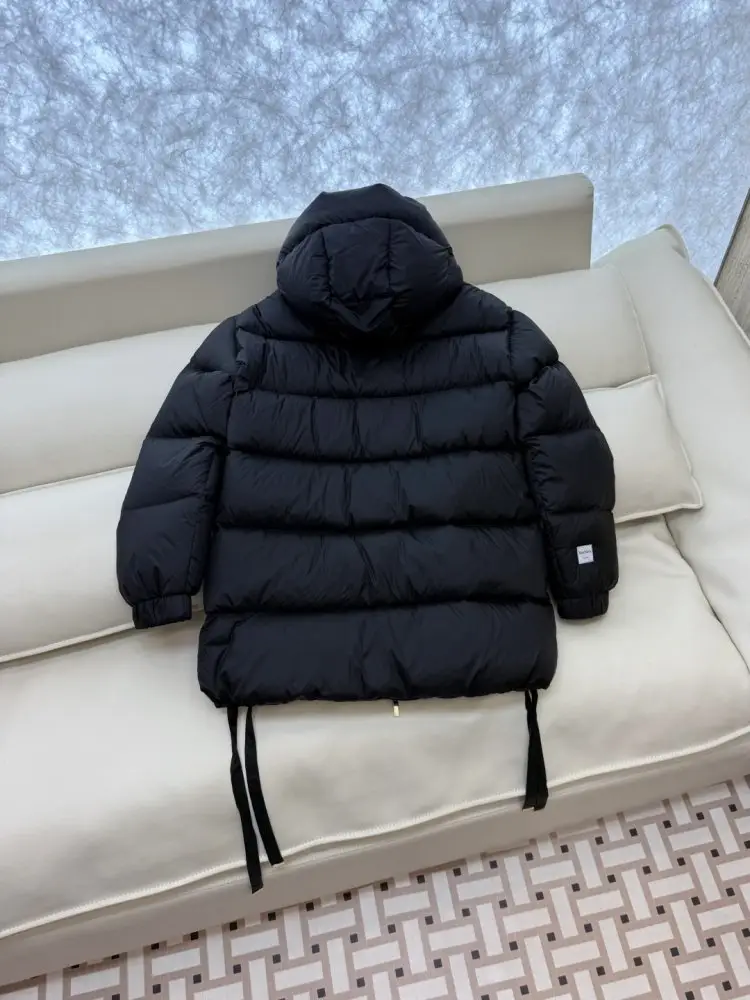Max Mara Куртка пуховик женская — Фото 5