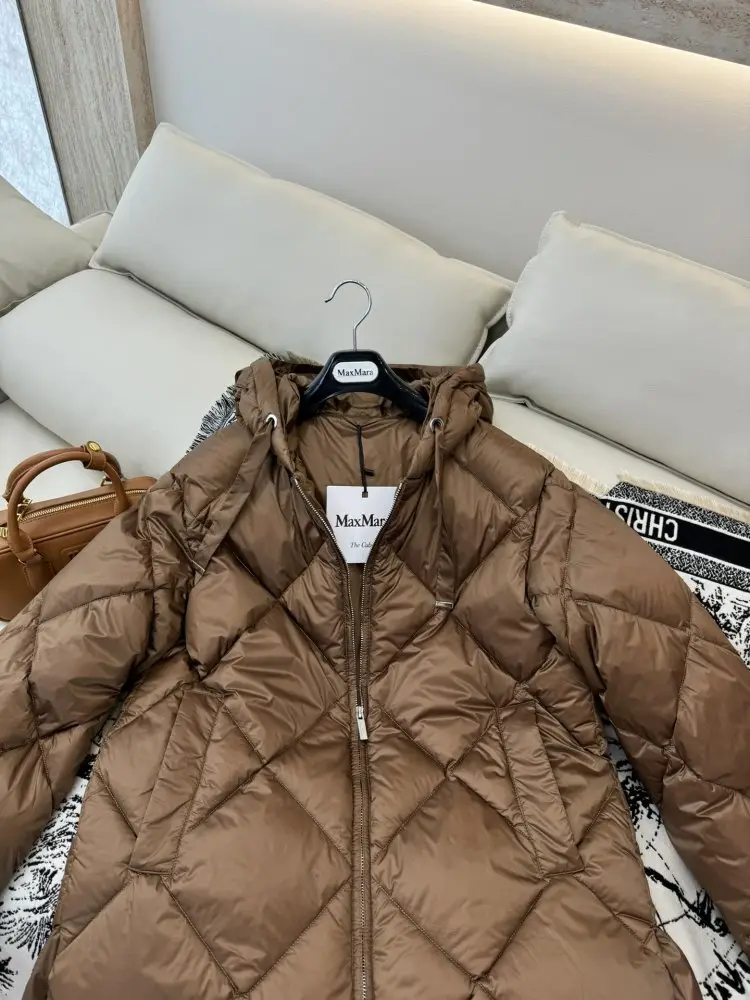Max Mara Куртка пуховик жіноча — Фото 5