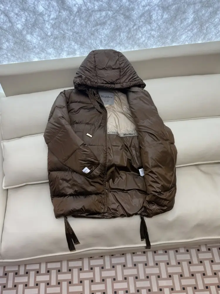 Max Mara Куртка пуховик женская — Фото 5