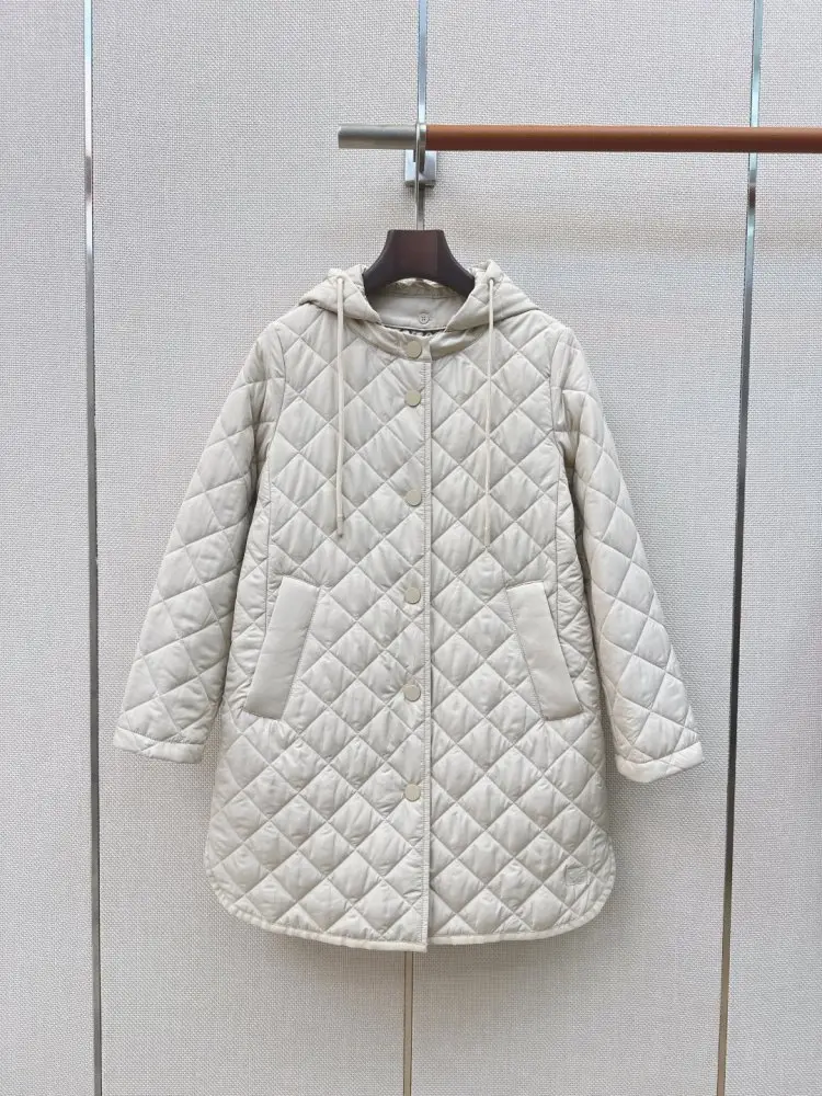Max Mara — Куртка середньої довжини з капюшоном і ромбовидной стёжкой
