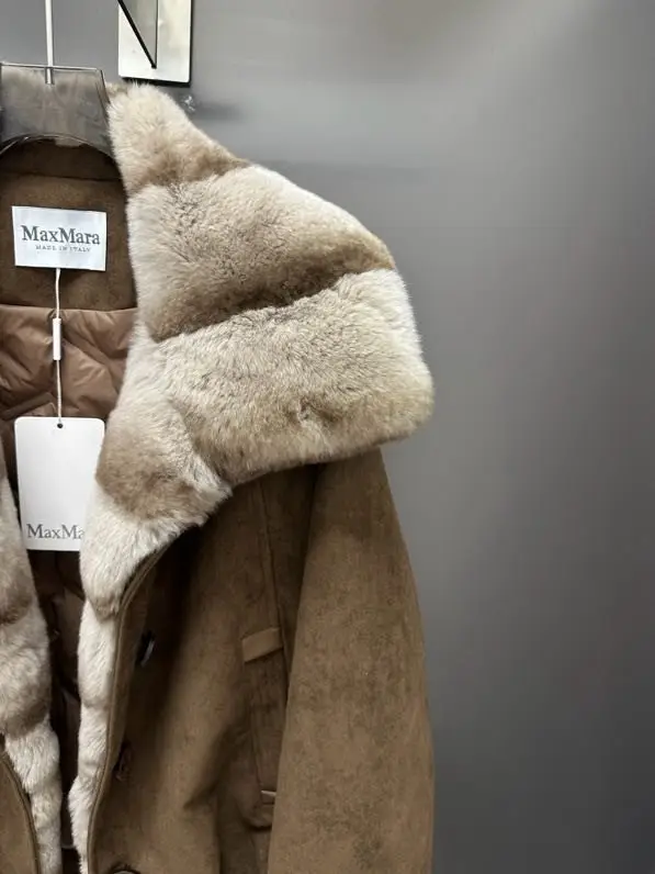 Max Mara Jacket suede from fur a rabbit — Photo 5