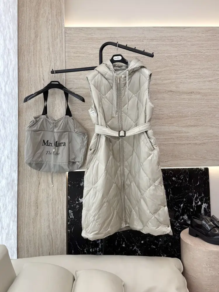 Max Mara — Куртка без рукавів Max Diamond Pattern на пуху жіноча