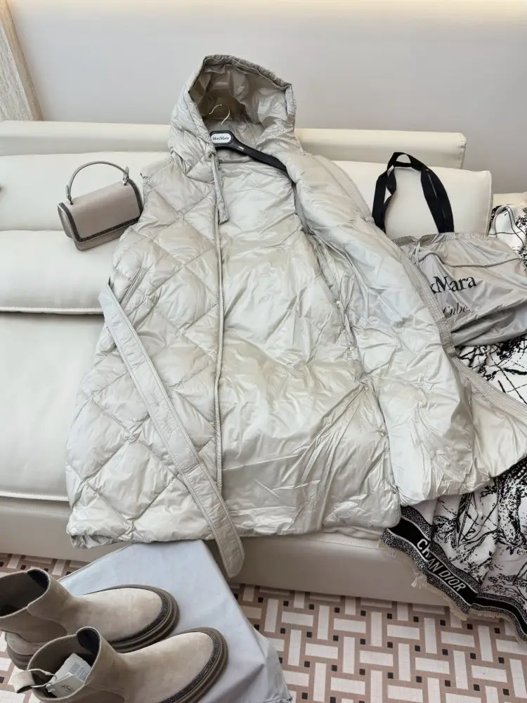 Max Mara Куртка без рукавів Max Diamond Pattern на пуху жіноча — Фото 5