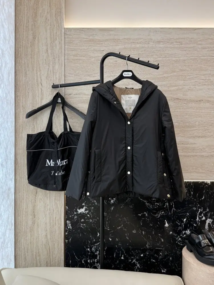 Max Mara — Куртка женская из верблюжьей шерсти