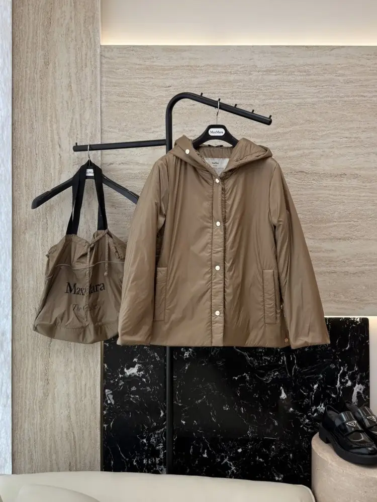 Max Mara — Куртка женская из верблюжьей шерсти