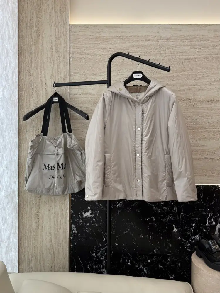Max Mara — Куртка женская из верблюжьей шерсти