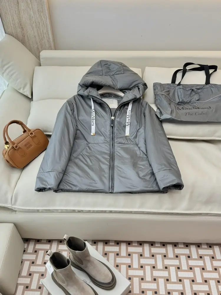 Max Mara Куртка женская из верблюжьей шерсти — Фото 3