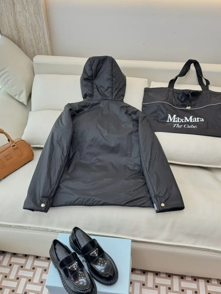 Max Mara Куртка жіноча з верблюжої вовни — Фото 5